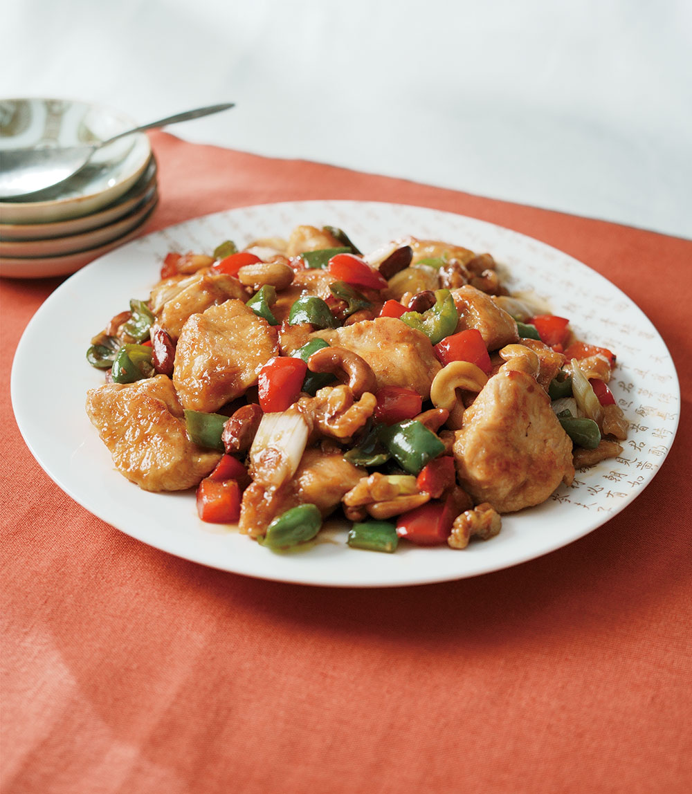 鶏のミックスナッツ炒め