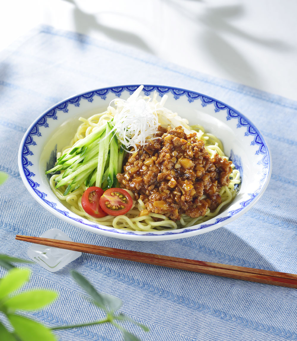 ジャージャー麺