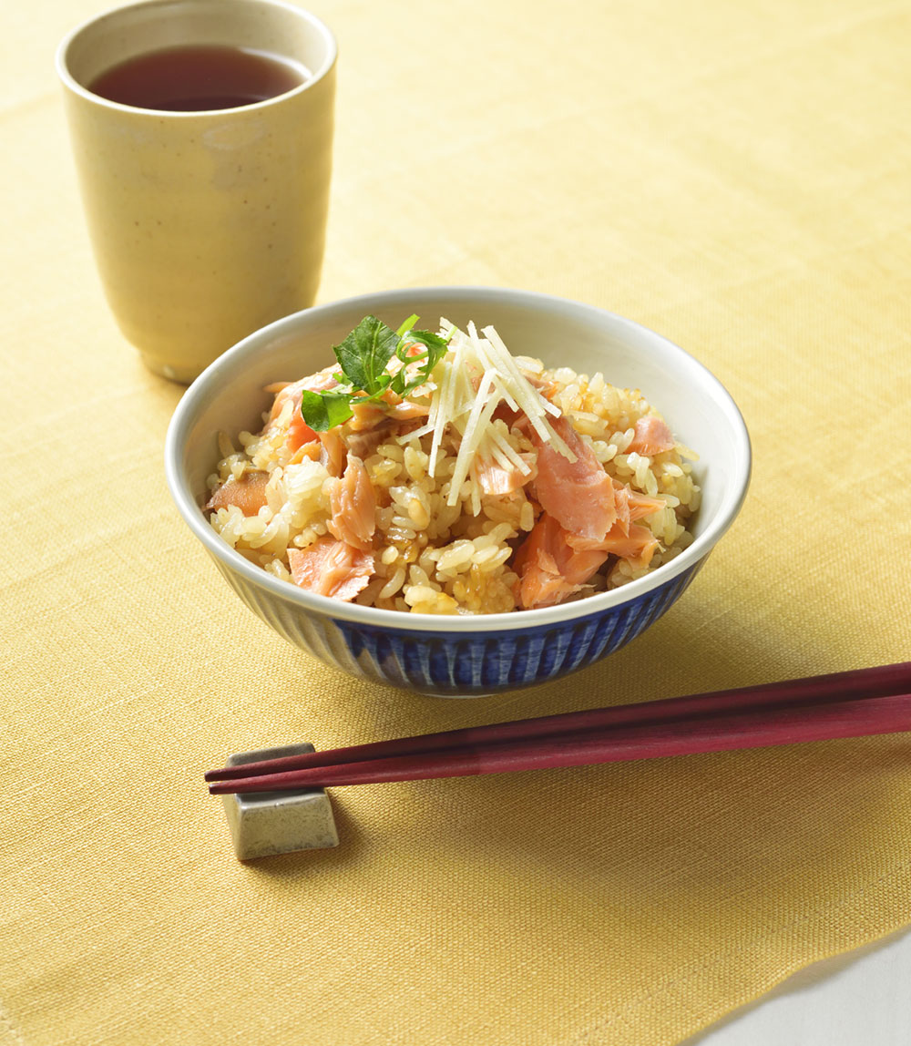 鮭のほうじ茶ごはん