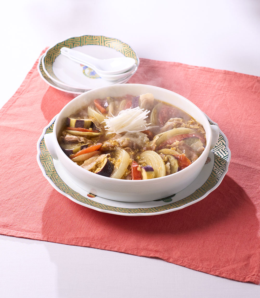 レンジで豚バラ肉と夏野菜の中華蒸し