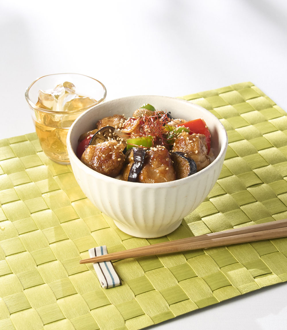 豚肉となすの甘辛スタミナ丼