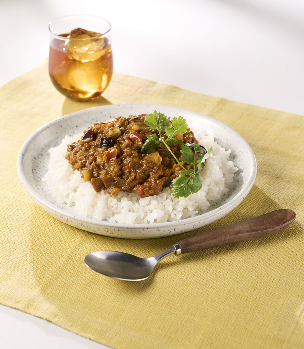 レンジでなすとポークのドライキーマカレー