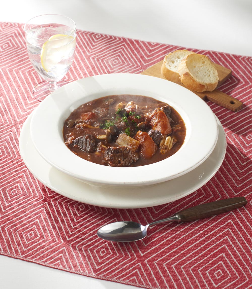 たっぷりきのこのビーフブラウンシチュー