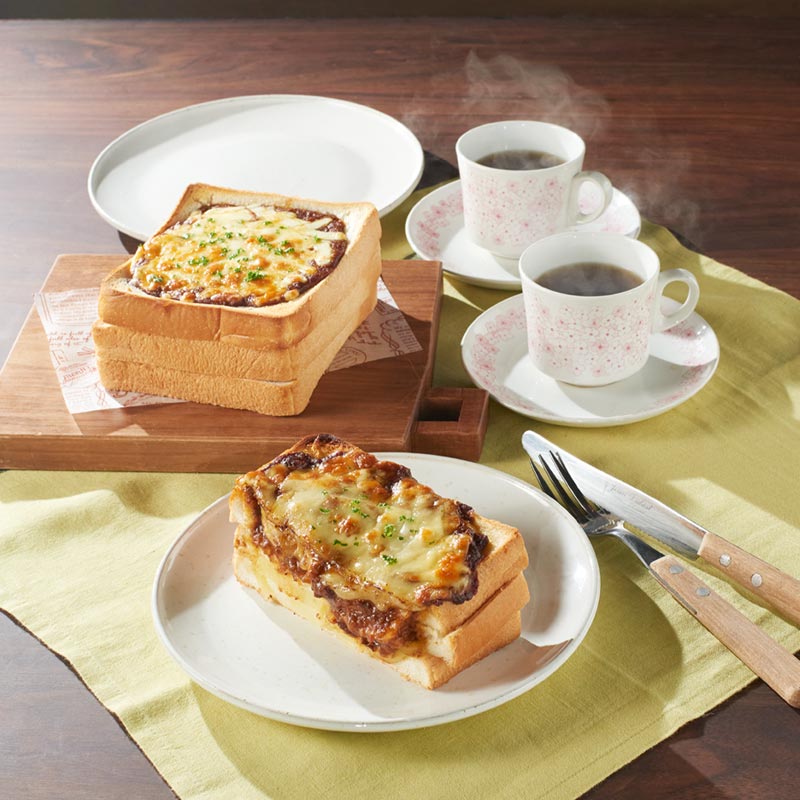 濃厚ソースとチーズが決め手！ ボロネーゼグラタンパン